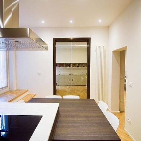 Sibilla Suite Apartment - Via Piella 14 Болоня Екстериор снимка