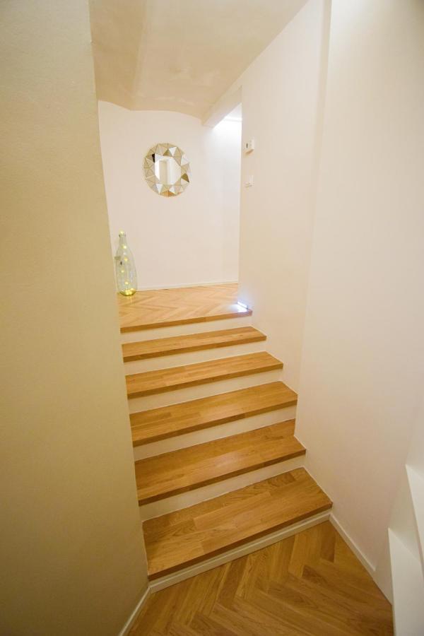 Sibilla Suite Apartment - Via Piella 14 Болоня Екстериор снимка